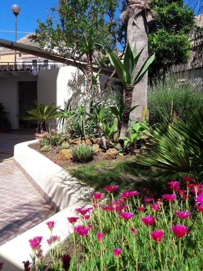 The Garden House Alla Scala Dei Turchi Realmonte Exterior photo
